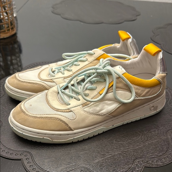 Cream and Tan Retro Sneakers with Suede Overlays - Picture 1 of 5